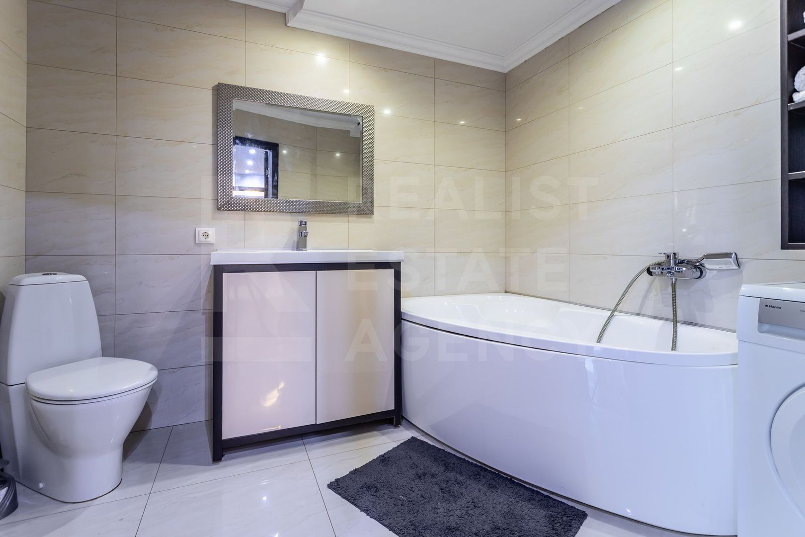 Vânzare apartament, 2 dormitoare, str. Dumitru Rîșcanu, Rîșcani. - Poză 6