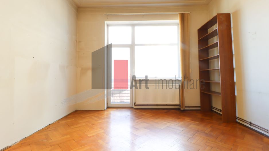 Apartamentul "DEKORA", bloc Art Deco, interior compartimentat de exceptie - Poză 24