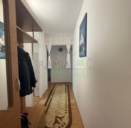 Apartament 2 Camere Decomandat Tractorul Etaj 1 Gata de Mutare - Poză 8