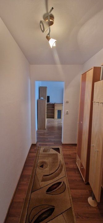 Apartament cu 3 camere de închiriat în zona Moroasa 1 - Poză 7