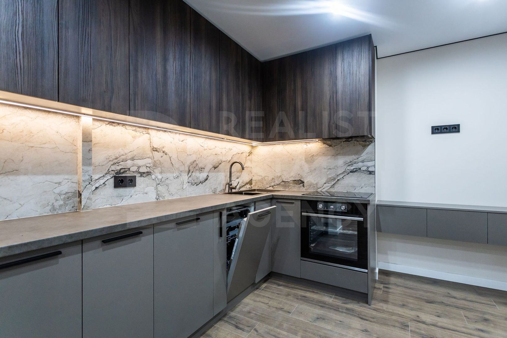 Vânzare, apartament, 3 camere, str. N. Milescu Spătarul, Ciocana - Poză 14