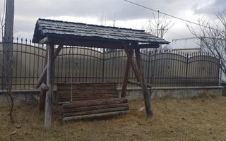 Camin primitor pe compozitie particulara, curte individuala - Poză 33