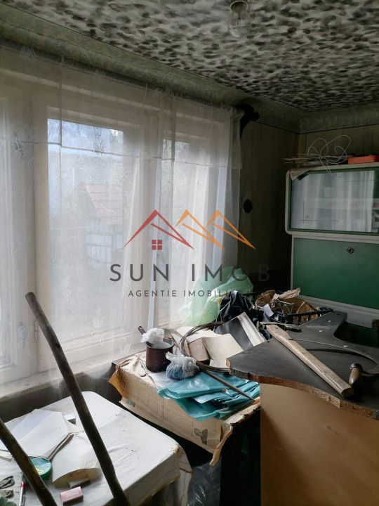 Casa 2 camere decomandate, teren 1931 mp, Cocorastii Caplii, Prahova - Poză 9