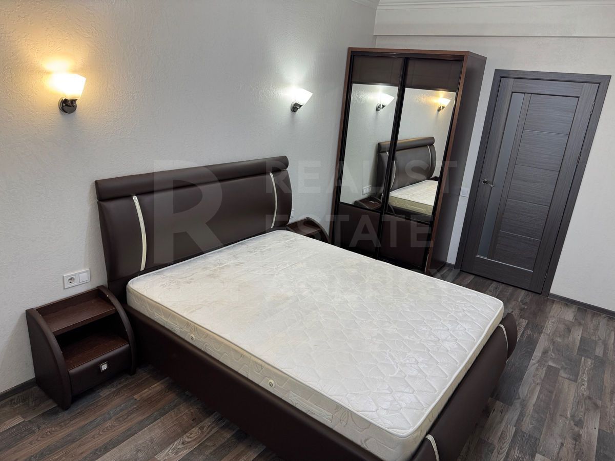 Chirie, apartament, 1 cameră, str. Hristo Botev, Botanica - Poză 1