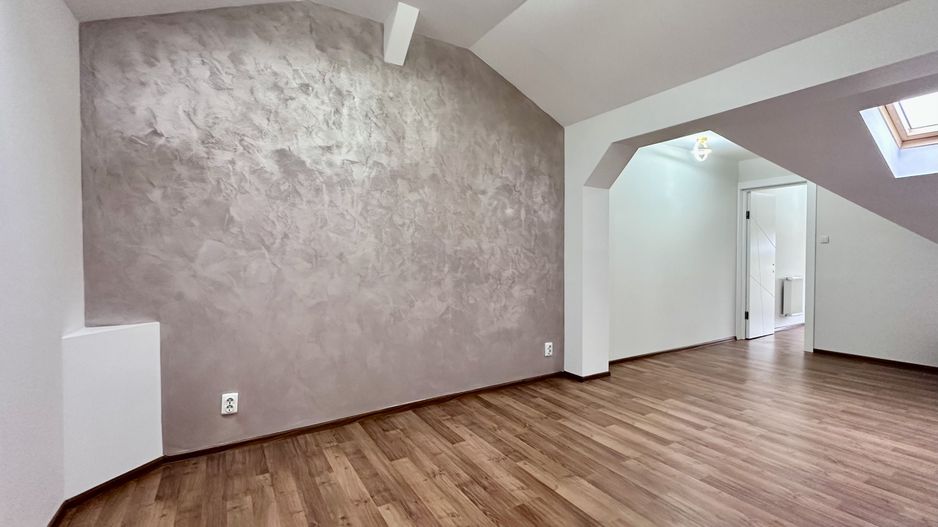 Apartament cu 3 camere de vânzare în Dumbravita - Poză 19