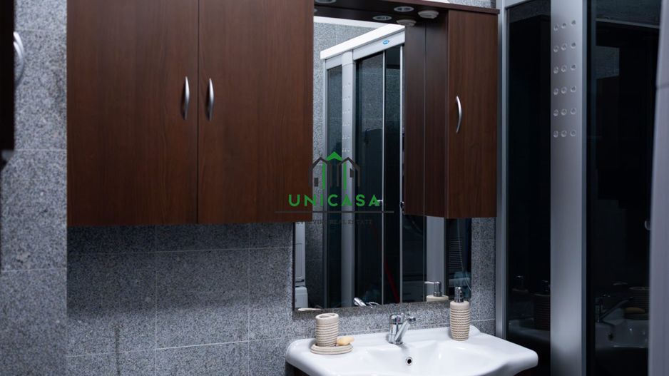 Apartament 3 camere /Zona centrala/De inchiriat - Poză 14