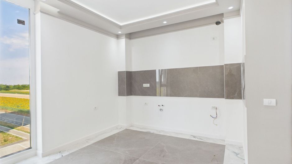 Apartament trei camere Torontalului - Poză 3