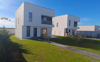 CASA DE LANGA PADURE, Clinceni str. Mierlei 73J - Poză 22