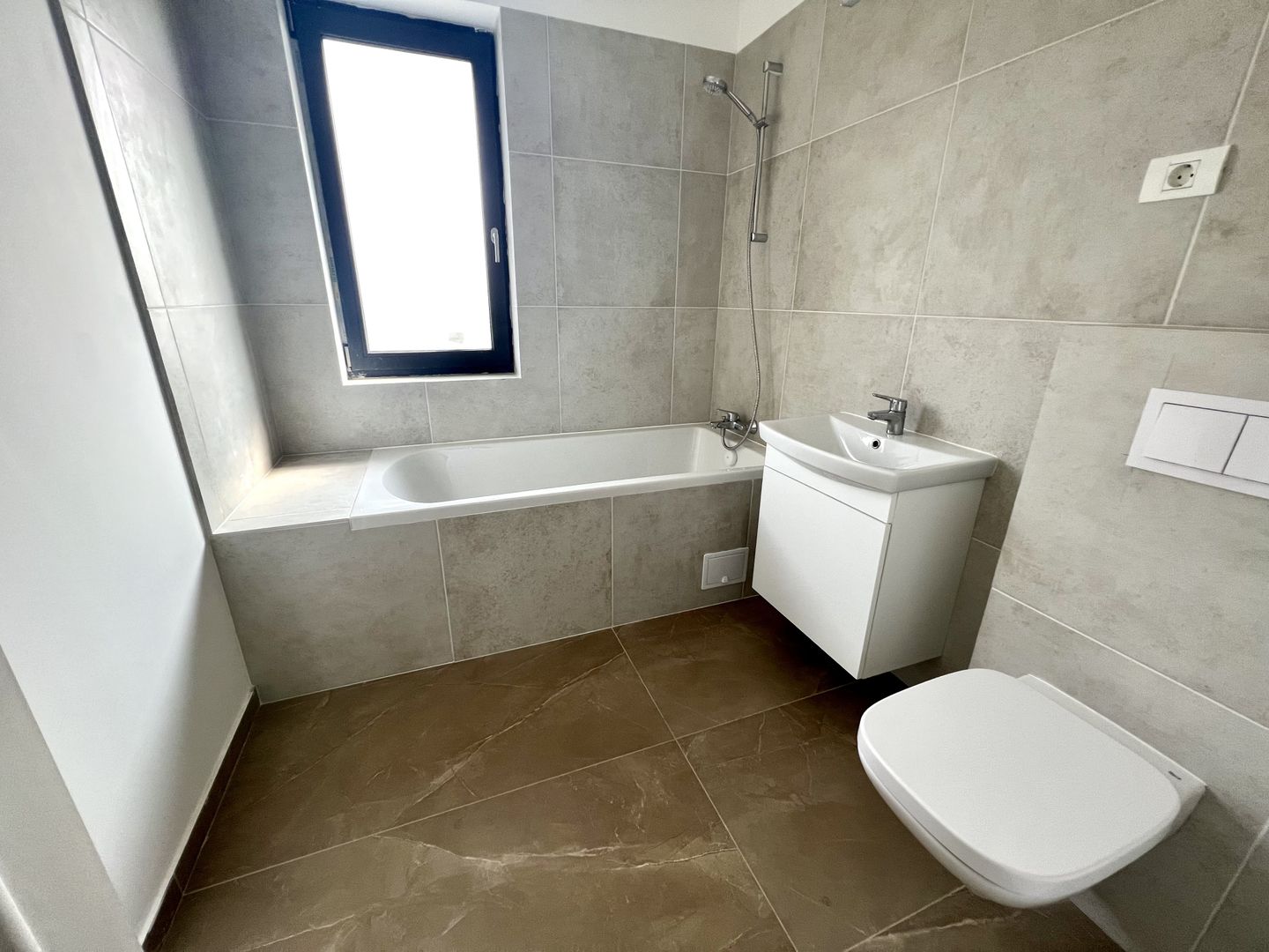 CASA DE INCHIRIAT - Poză 11