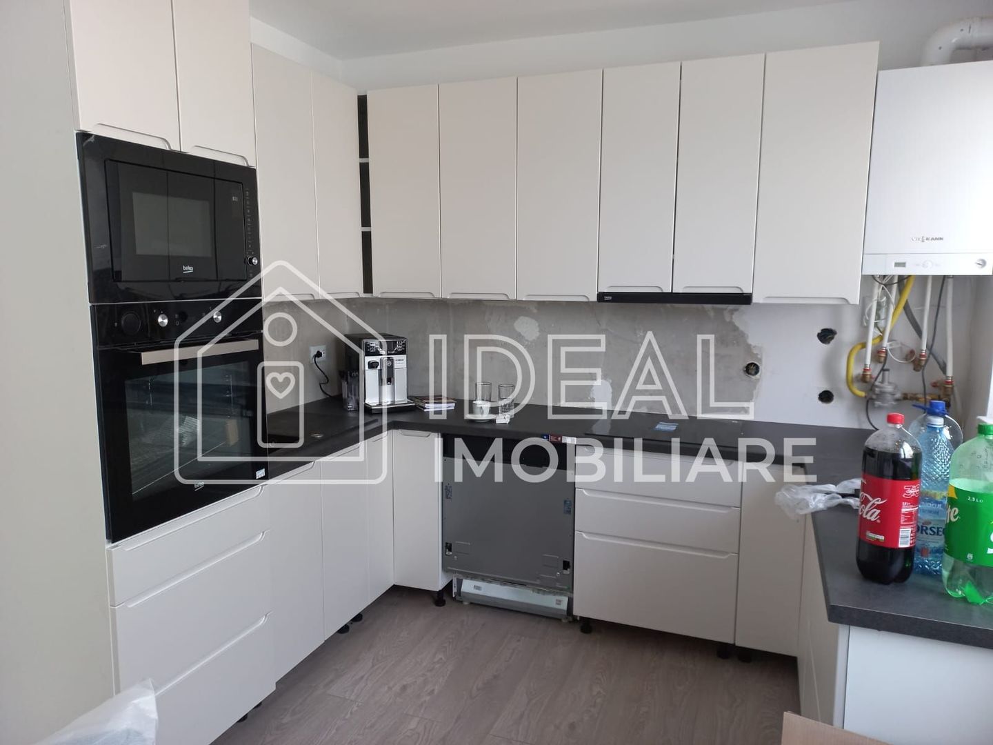 Casa Single cu 4 camere si 350 mp de curte, in Sura Mare - Poză 15