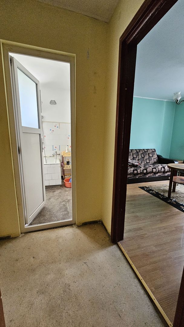 Apartament 2 Camere Săcele – Etaj 2, Bloc Izolat, Cheile la Agenție! - Poză 11