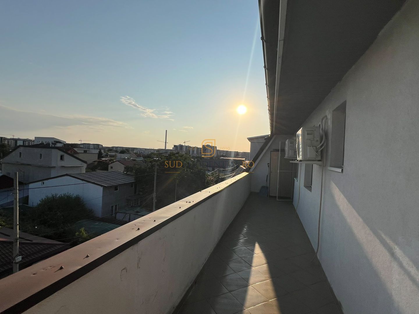 Apartament 3 camere, terasa generoasa, acces metrou Aparatorii Patriei - Poză 13