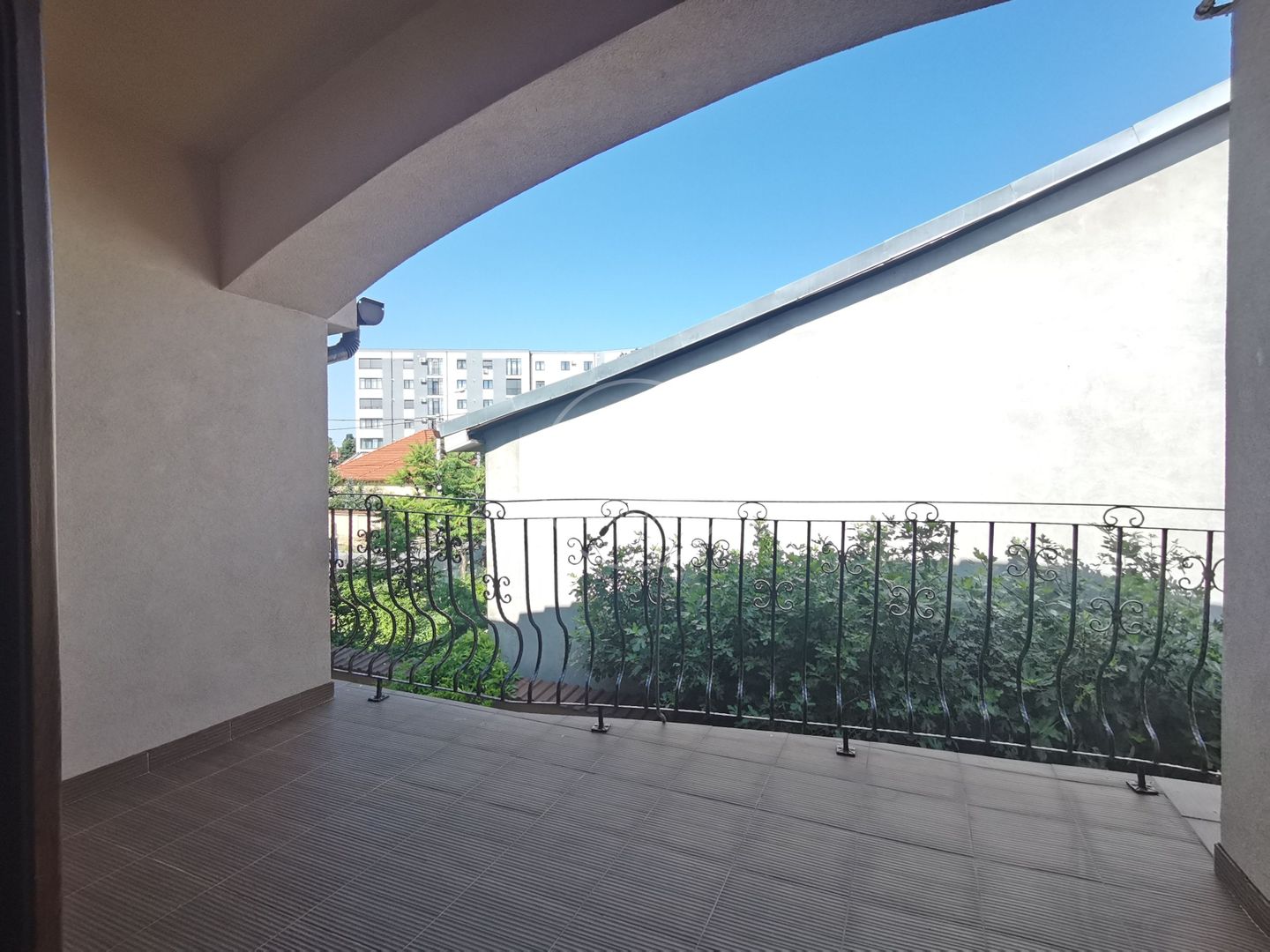 Casa de închiriat cu 7 camere în zona Dimitrie Cantemir, Oradea - Poză 20