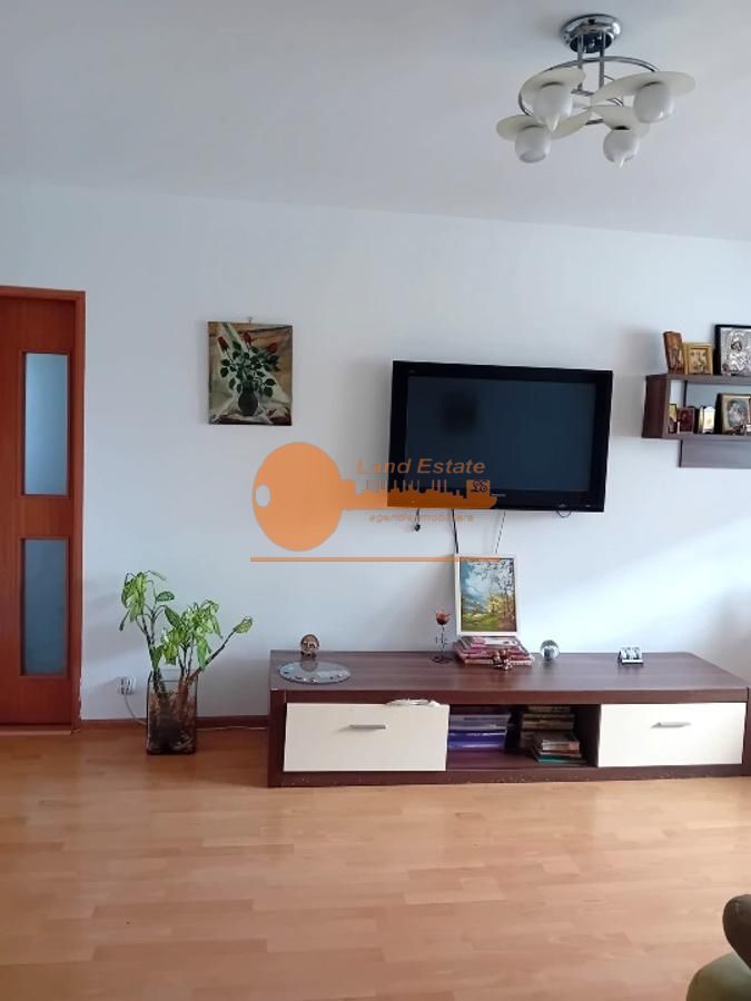 4 camere 100 mp la 250m de metrou si Piața Gorjului - Poză 1