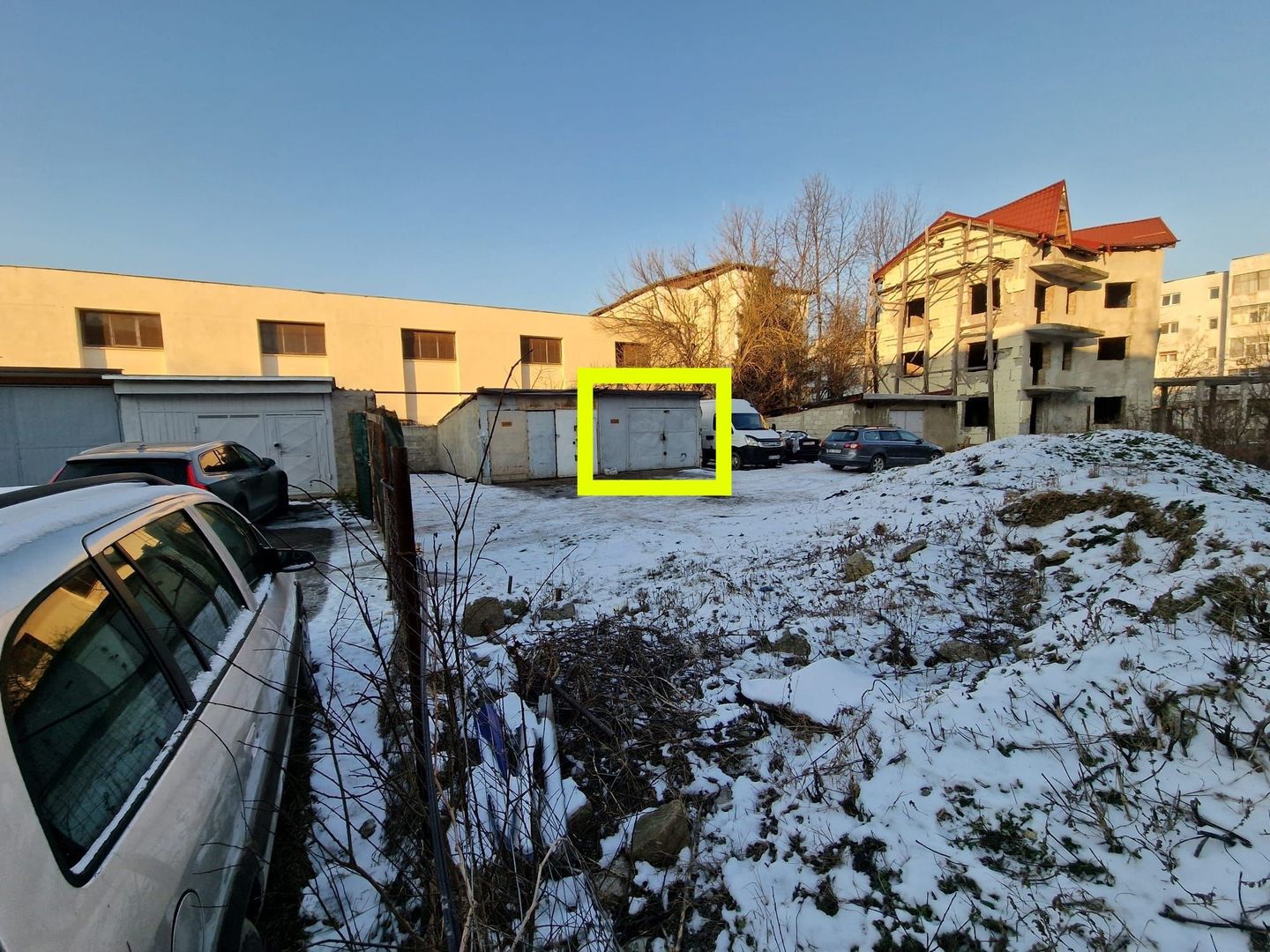 De vânzare – Garaj 22 mp, str. Iosif Cocea, Bacău - Poză 2