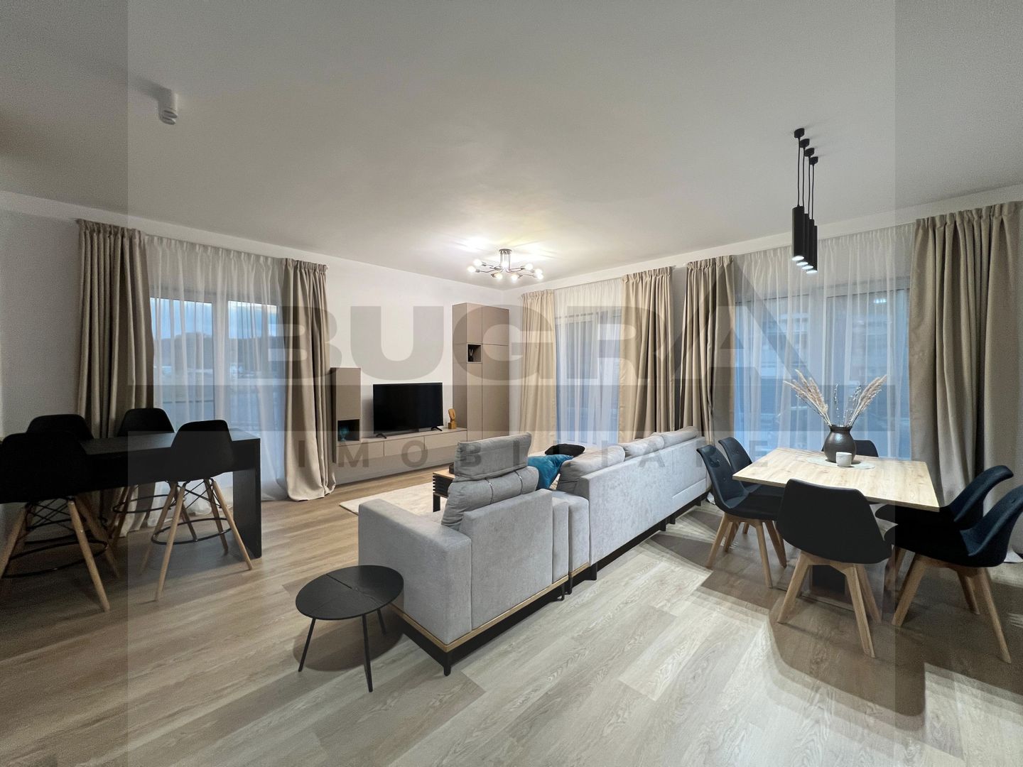 Casa individuala, 100mp utili, 350 curte, zona OMV - Poză 4