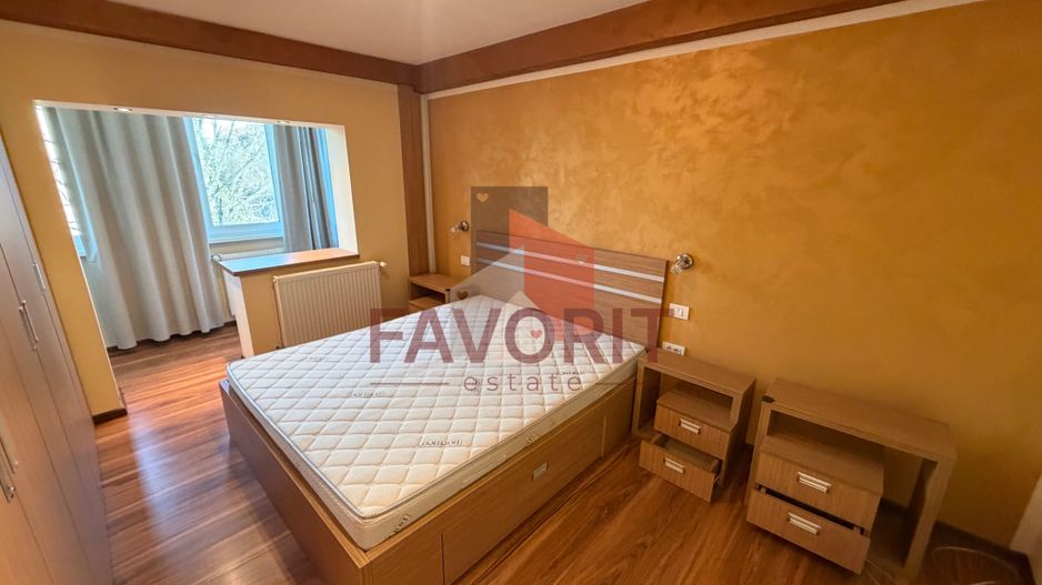 Etaj 2. Disponibil imediat. Garaj. Pozitie excelenta - Poză 13