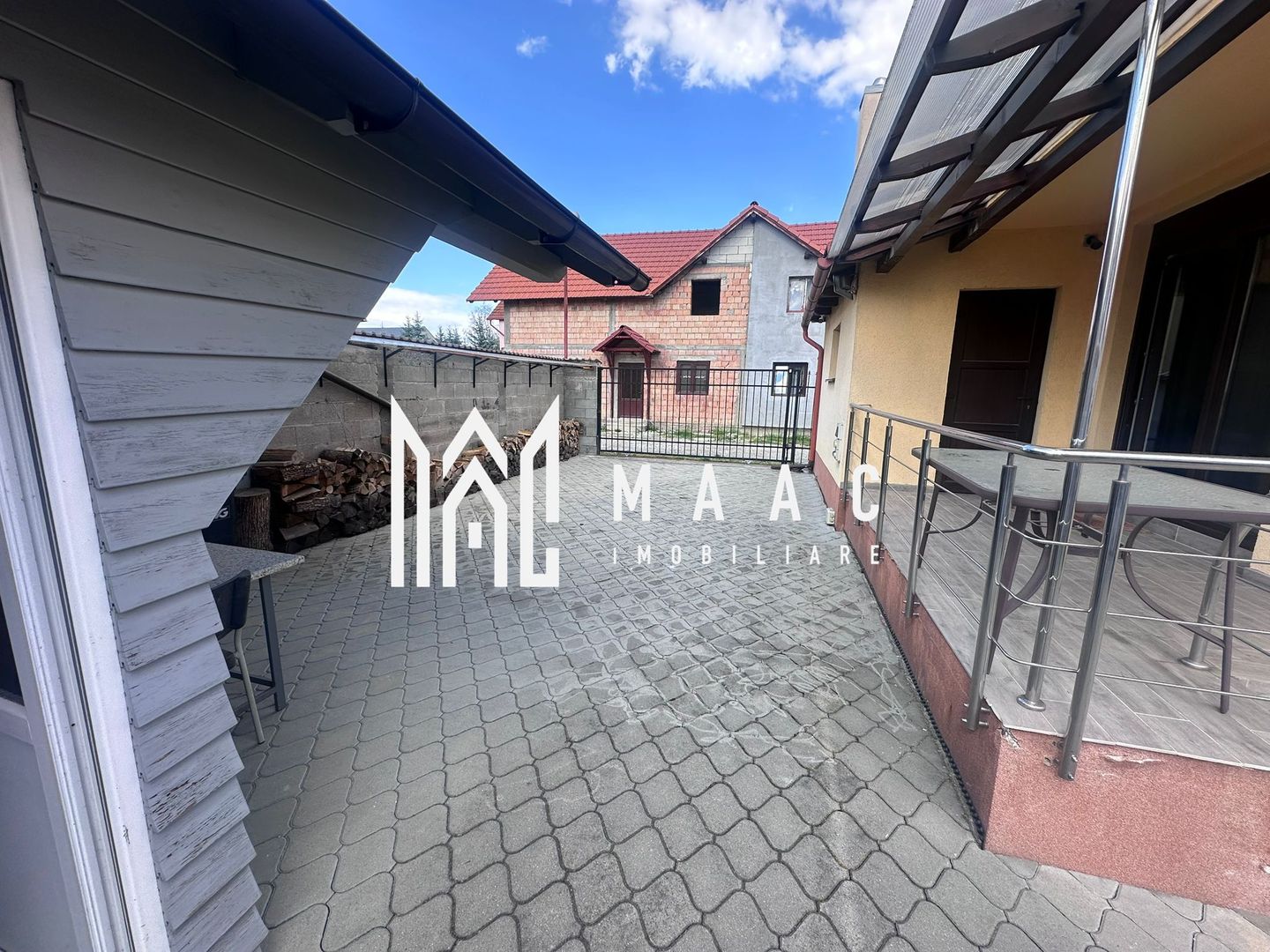 Proprietate deosebită în Tălmaciu | Încălzire în pardoseală | Dotări de top - Poză 4