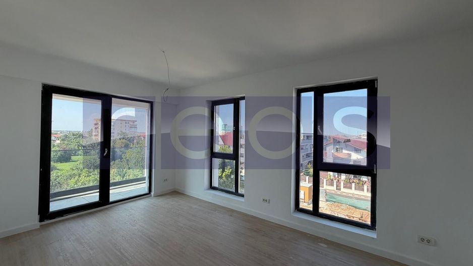 VANZARE APARTAMENT LA CHEIE | 4 CAMERE | 107MP | TERASA 75 MP| PARCARE - Poză 3