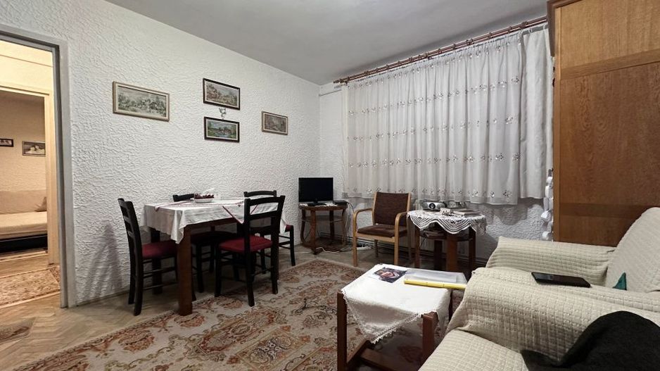 Apartament 3 camere, semidecomandat, Str Rahovei, Sibiu - Poză 3