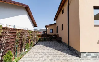 Casă spațioasă 4 dormitoare Sânpetru, 500 mp teren, mobilată complet - Poză 19