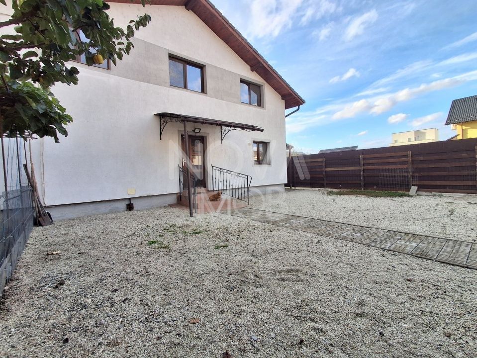 Casa tip duplex in Selimbar - 160 mp utili, Comision 0 - Poză 2