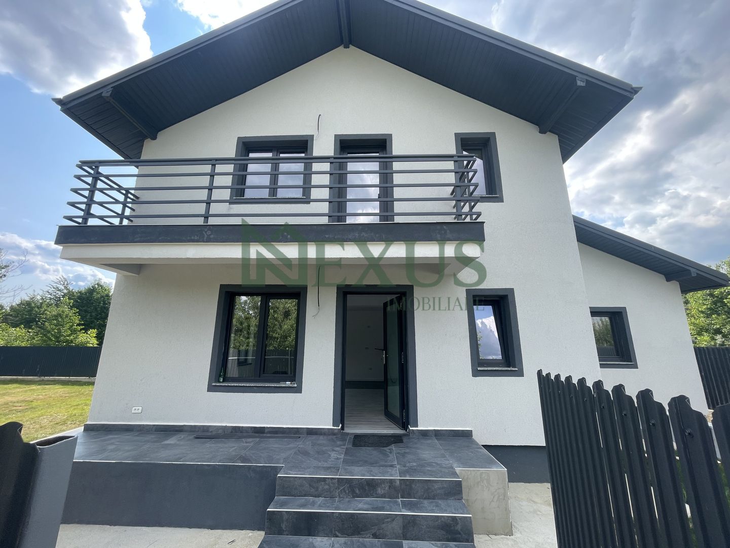 Casă nouă de vânzare – Calea Romanului, Bacău  P+1E 130 mp utili - Poză 1