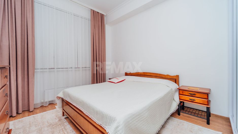 Apartament cu 2 camere, Centru - Poză 10