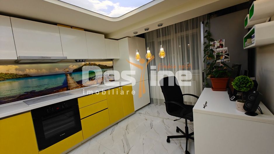 Apartament Superb  3 camere PLopeni 52.86 mp! - Poză 14