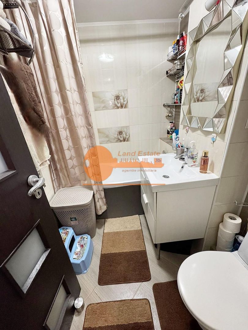 3 camere Baba Novac ( renovat recent ) - Poză 5