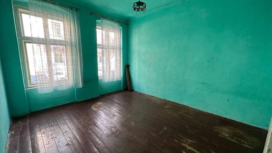 Apartament în cladire istorică renovată - Poză 3