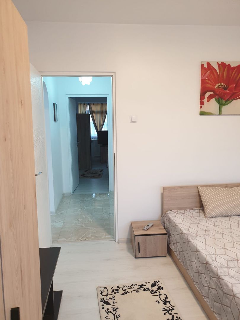Apartament 3 camere de vanzare Stefan Cel Mare - Poză 3