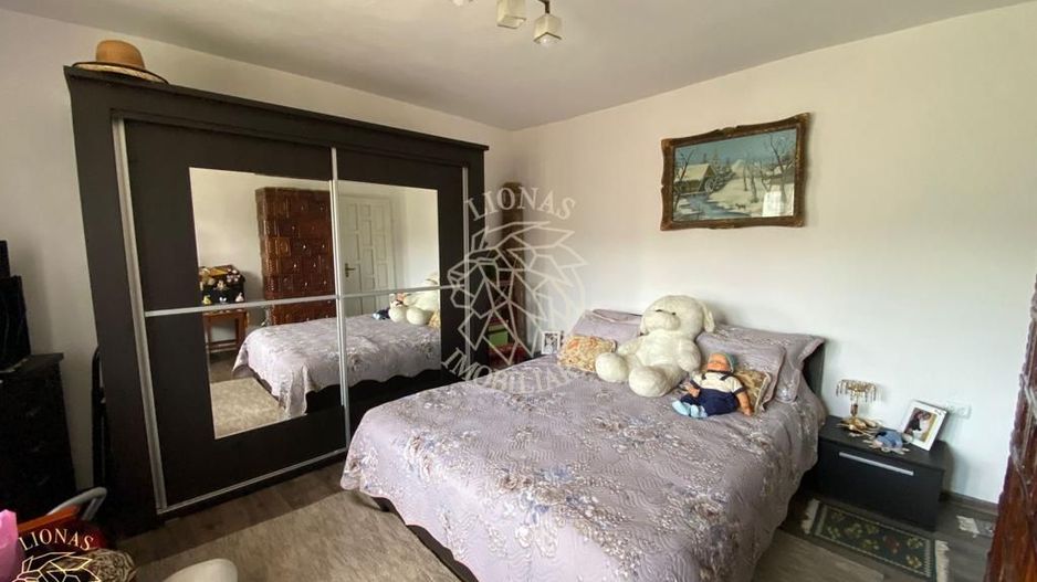 Casa 4 camere 170 mp-teren 1600 mp-terasa-gradina-Nasaud Central - Poză 3