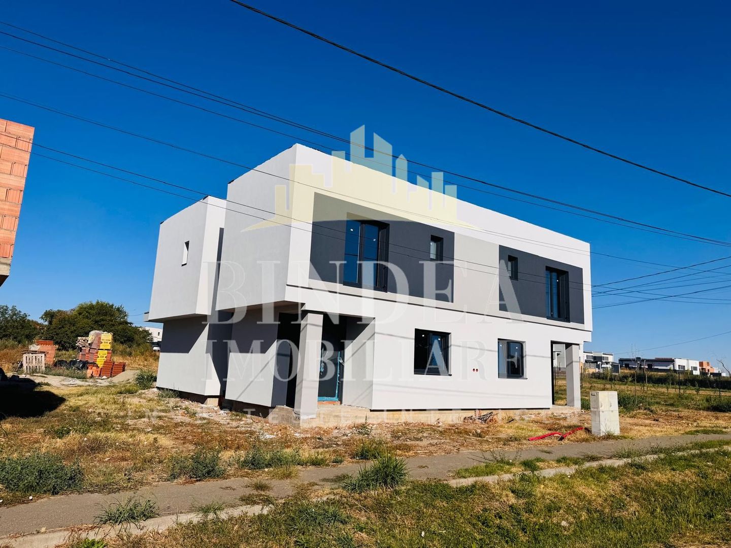 Duplex P+1 modern LA CHEIE 112mp utili - Poză 1