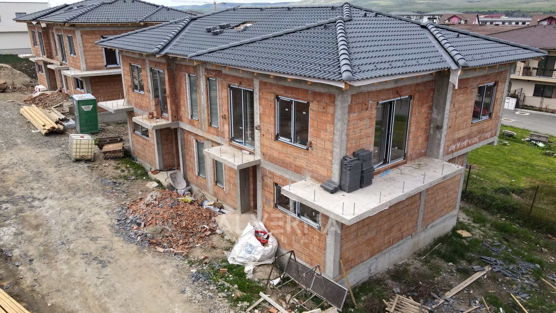 Casa duplex | 4 camere + 2 locuri de parcare | zona Floresti - Teilor - Poză 6