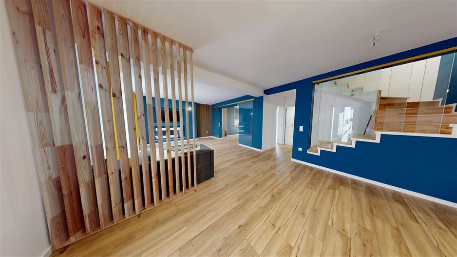Casa tip duplex  Bavaria Stadt - curte proprie, incalzire pardoseala - Poză 1