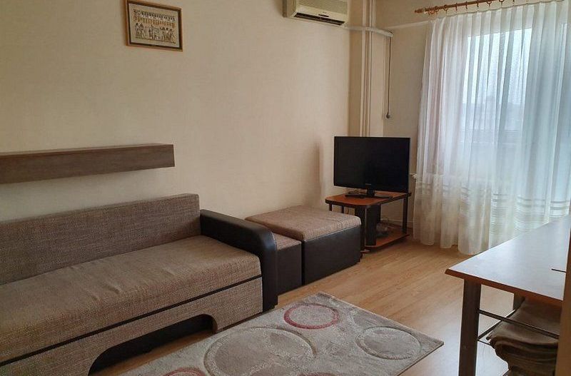 Inchiriere garsoniera moderna Panduri - Poză 1