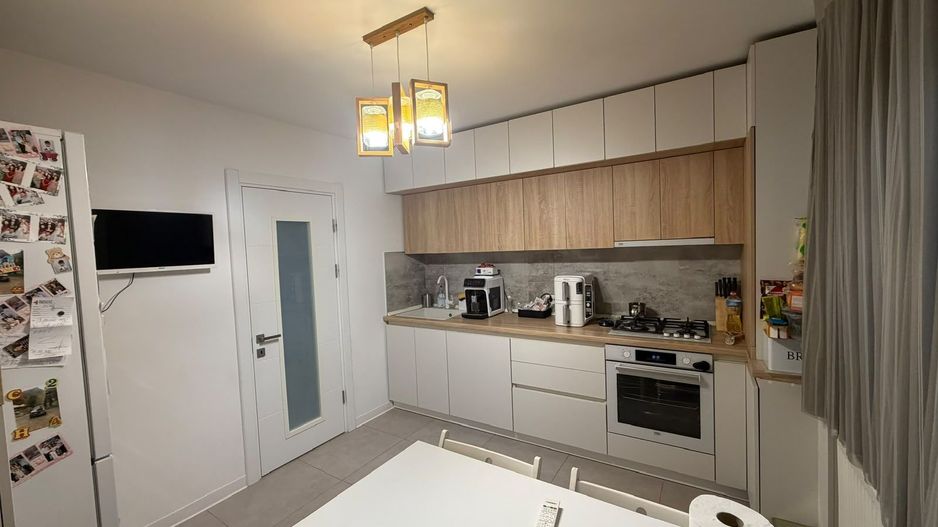 Apartament 3 camere Bucuresti Mall - Poză 8