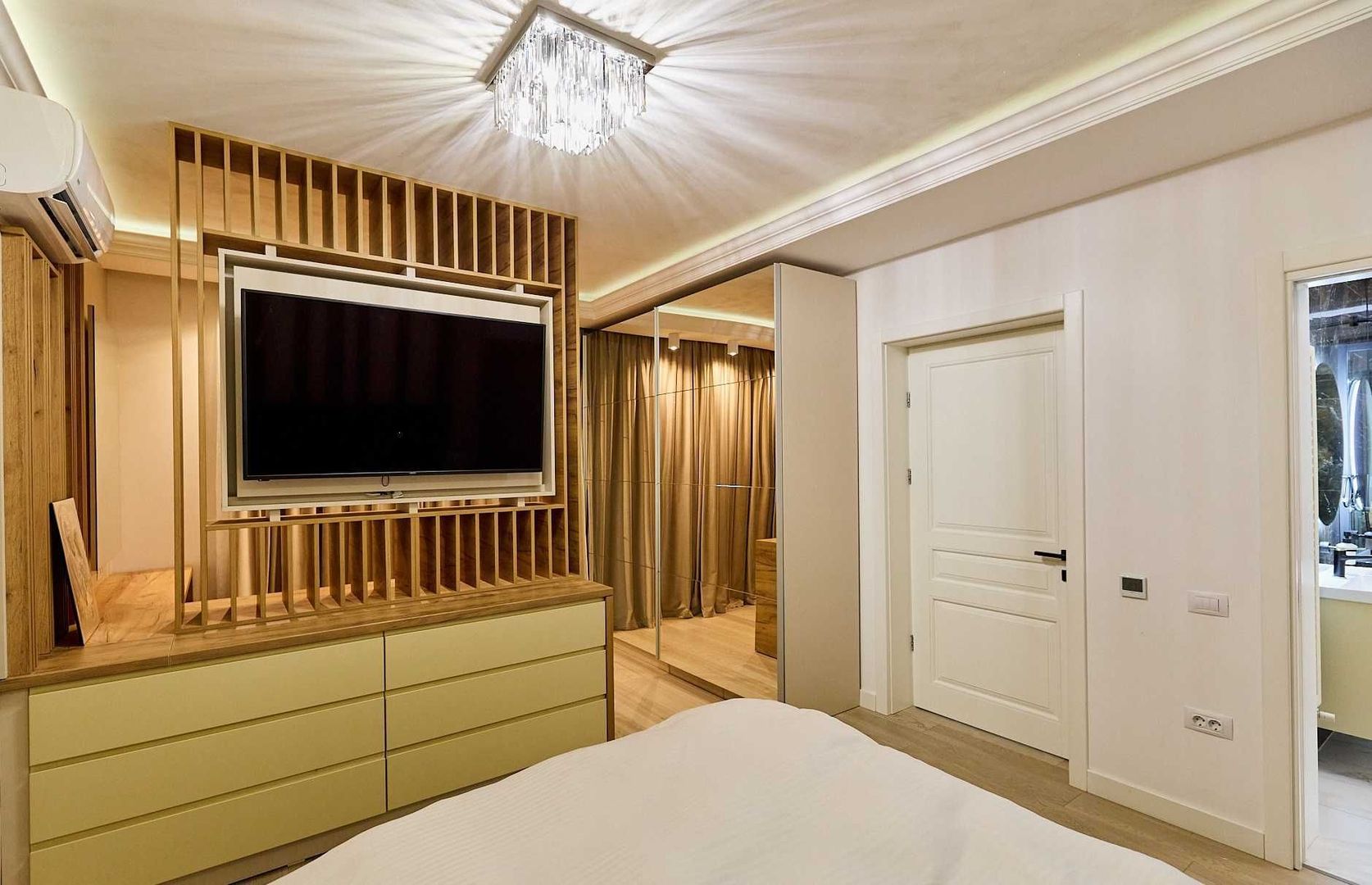 Vila cu Piscina UNICAT! Foto REALE! FINALIZAT Interior si Exterior! - Poză 6