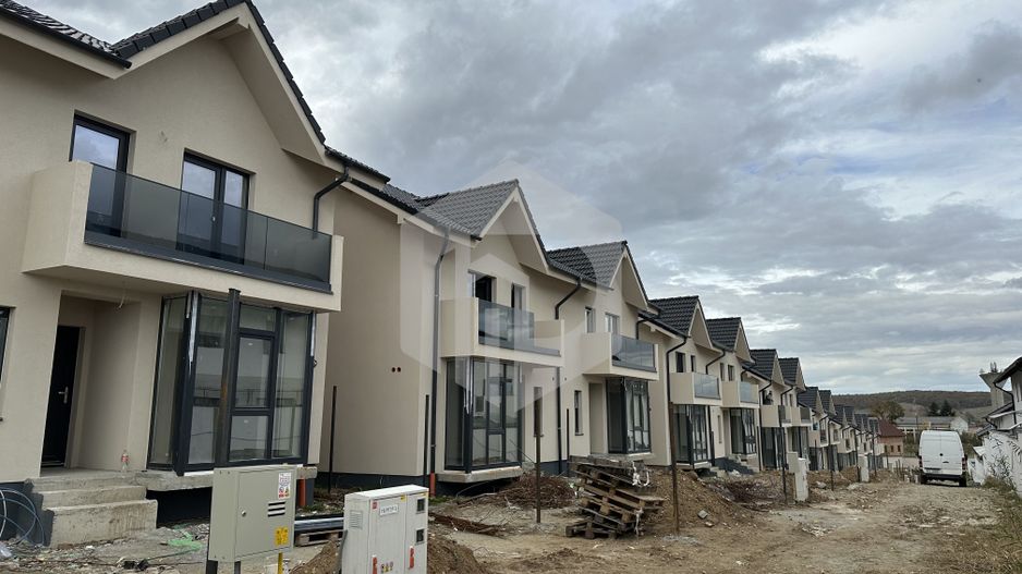 Duplex | 118mpu + Partea de Mansarda | 158mp Teren | Cristian - Poză 2