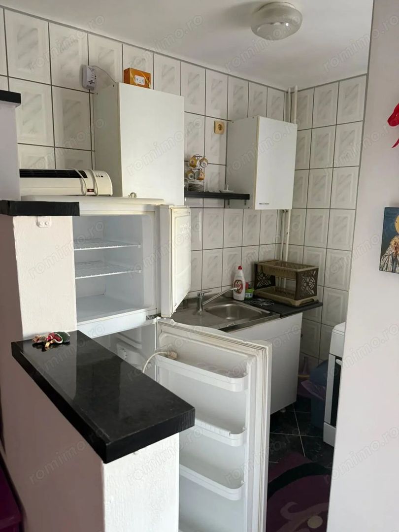 Garsonieră modernă, complet utilată, lângă Plaza Mall, aproape de metrou - Poză 4