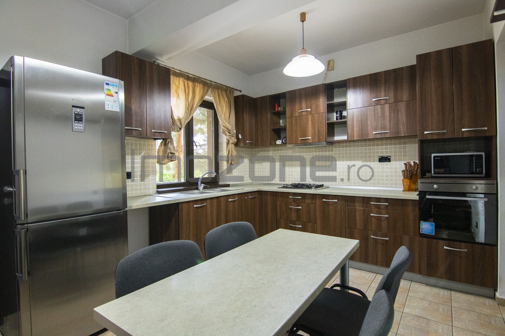 Casă / Vilă, 5 camere, teren 690 Mp., Prelungirea Ghencea - Maracineni - Poză 24