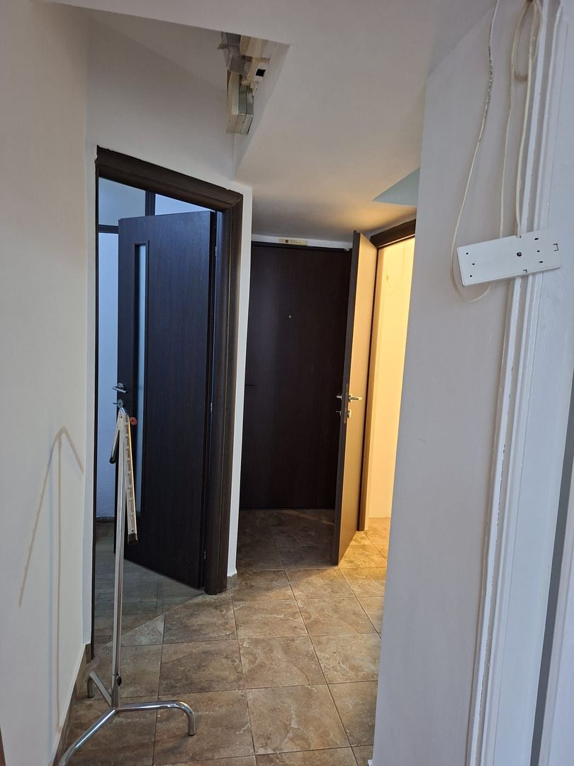 3 camere | parc Cismigiu | Liceul Lazar | Regina Elisabeta - Poză 8