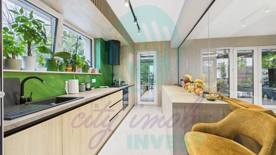 O RESIDENTA CONTEMPORANA CU VIZIUNE, ARHITECTURA SI EMOTIE - Poză 3