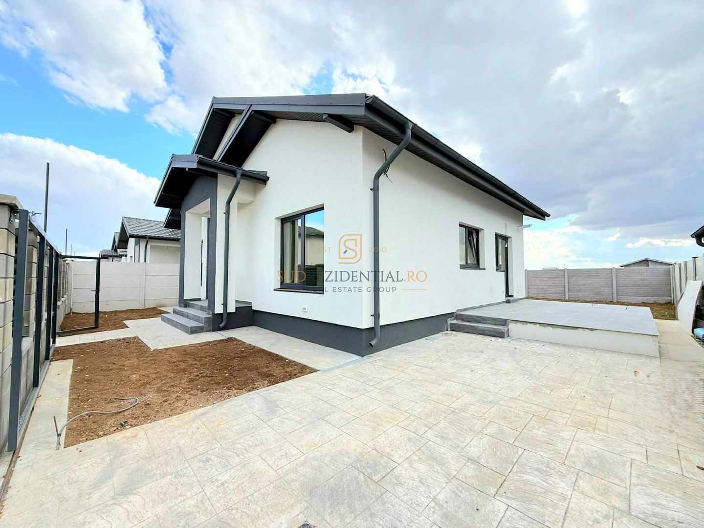 Casă individuală 3 camere | Parter | Curte 320 mp | Berceni - Poză 2