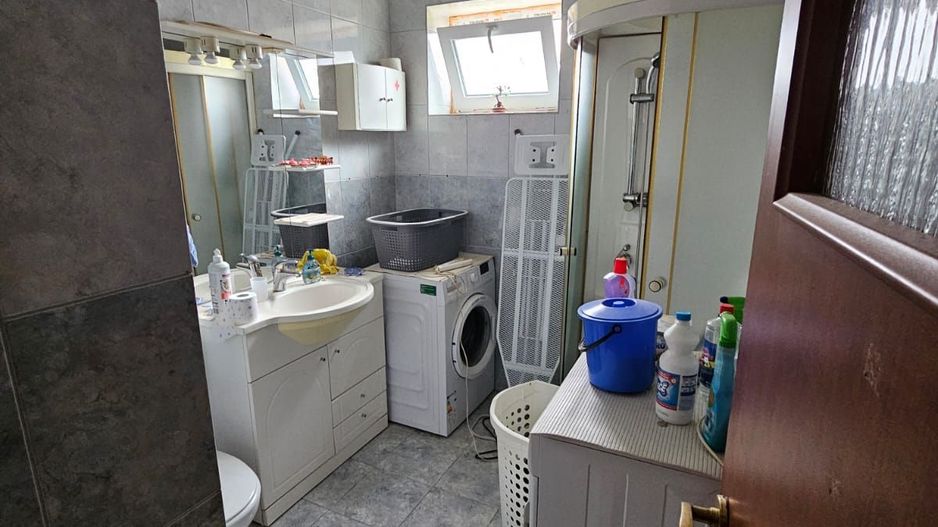 Casa- zona Spitalul nr1 - Poză 3