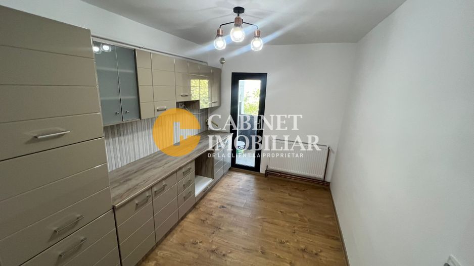 DACIA - 3 Camere Decomandat Renovat - 65 MP - Poză 3