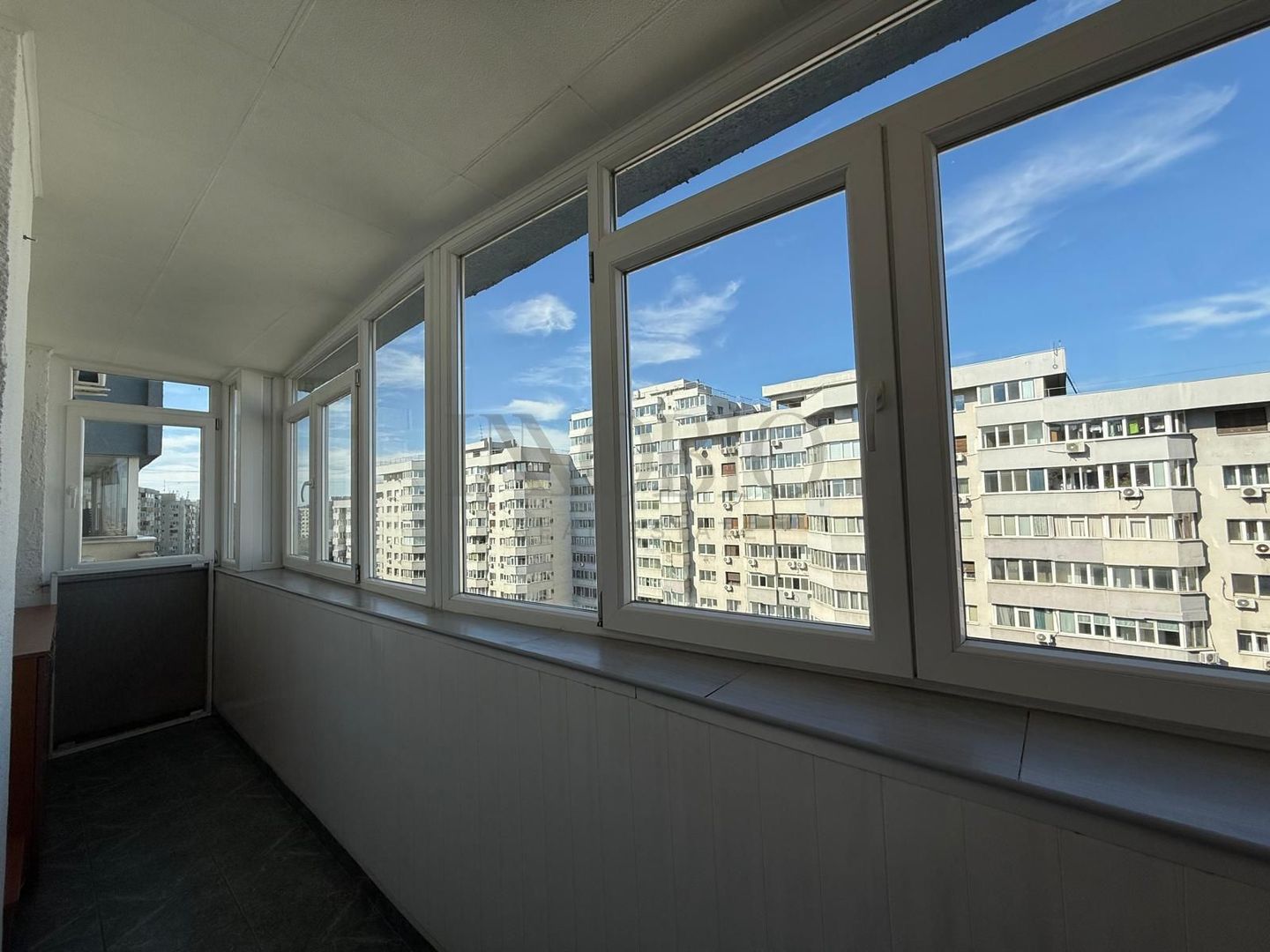 Apartament de 4 camere modern | Piața Victoriei - Titulescu - Poză 9