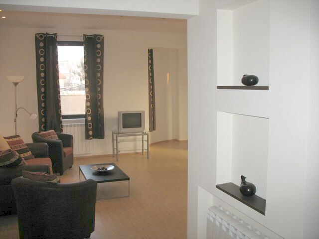 APARTAMENT LUX | METROU - Poză 3