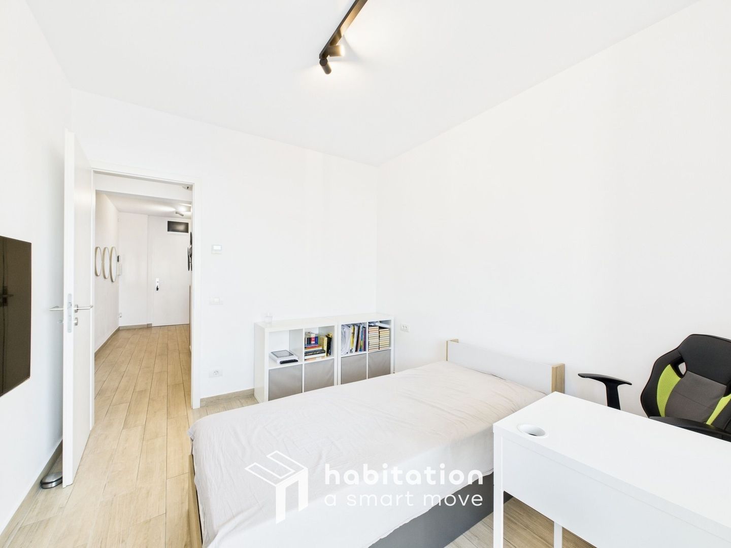 Tur virtual - Apartament cu 2 Camere – Vedere Panoramică,  în ISHO - Poză 12